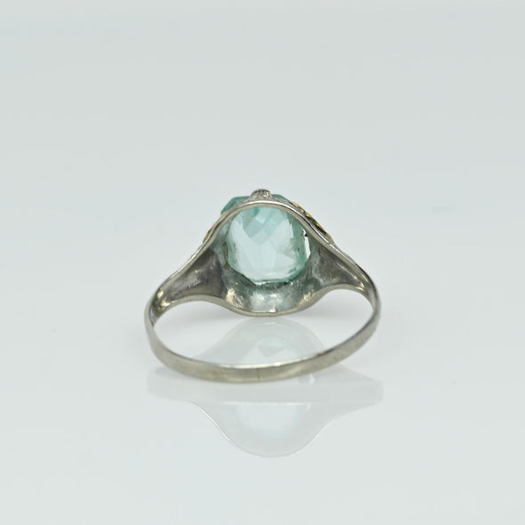 Vintage 10K Tri Gold Pale Blue Synthetic Spinel Solitaire Gemstone Ring