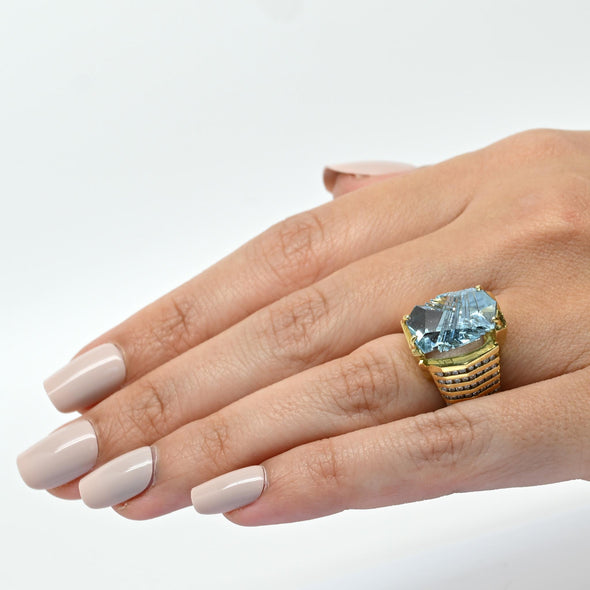 Bold Vintage Fantasy Cut Aquamarine 18K Gold Cocktail Ring w Diamonds