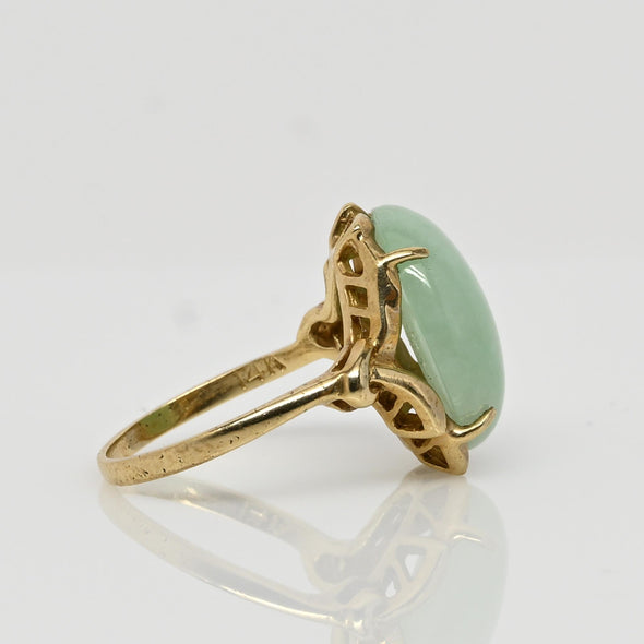 Vintage 10ct Jade Oval 14k Yellow Gold Ring