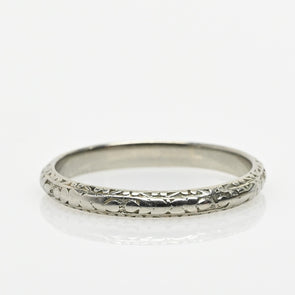 Vintage Floral Design With Milgrain White Gold Wedding Band