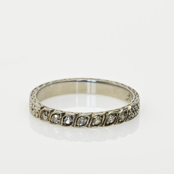Vintage Diamond 18k White Gold Art Deco Floral Wedding Band