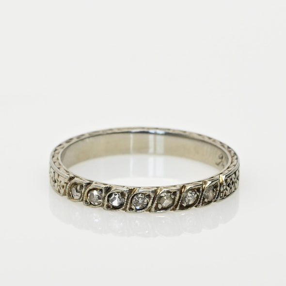 Vintage Diamond 18k White Gold Art Deco Floral Wedding Band