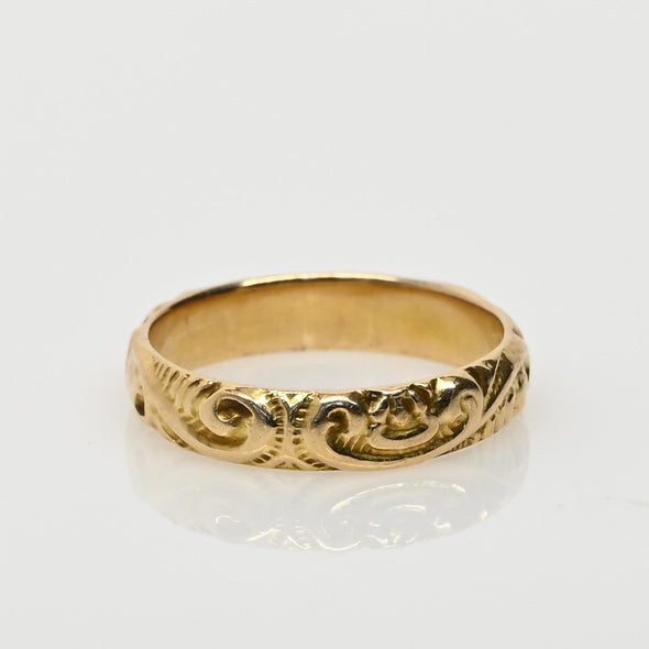 Circa 1900's Victorian 14K Yellow Gold Hand Carved Band