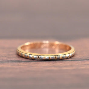 Vintage 18K Yellow Gold Engraved Wedding Band Dated 1940