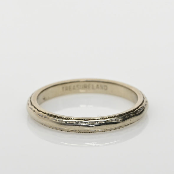 Vintage 14K White Gold Treasure Land Etched Wedding Band