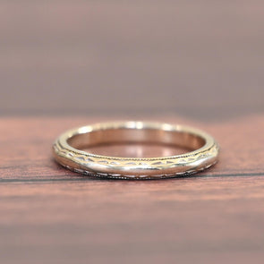 Vintage 14K White Gold Treasure Land Etched Wedding Band