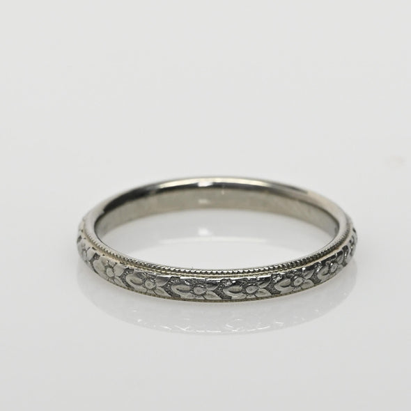 Vintage 18K White Gold Floral Milgrain Wedding Band