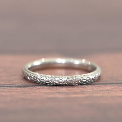 Vintage 18K White Gold Floral Milgrain Wedding Band