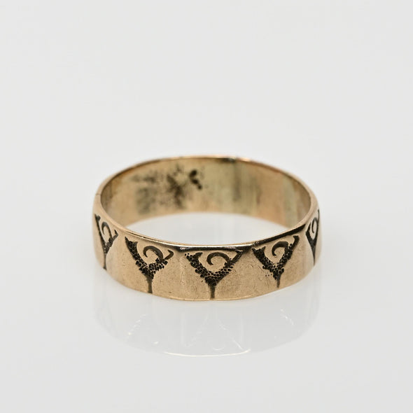 Victorian 10K Gold Band