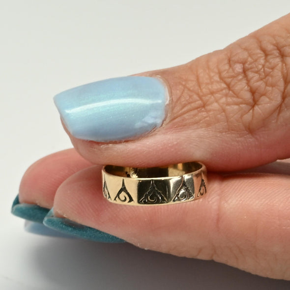 Victorian 10K Gold Band