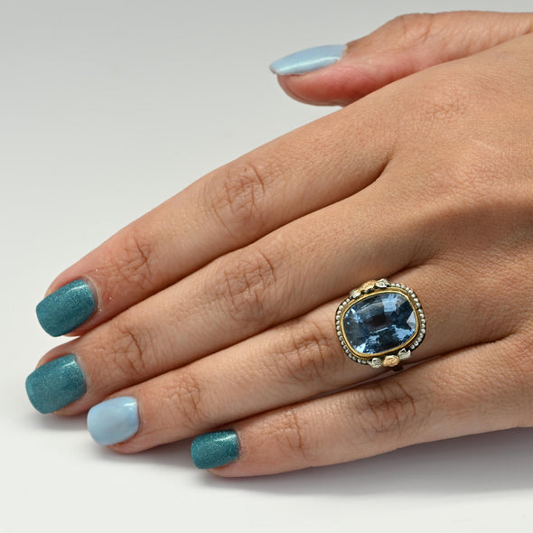 Art Deco Blue Spinel Cushion-Cut Pearl Border 14k Gold Statement Ring
