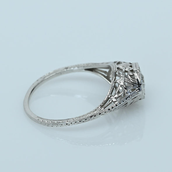 Antique 18K White Gold Filigree Diamond Ring with Octagonal Bezel Setting