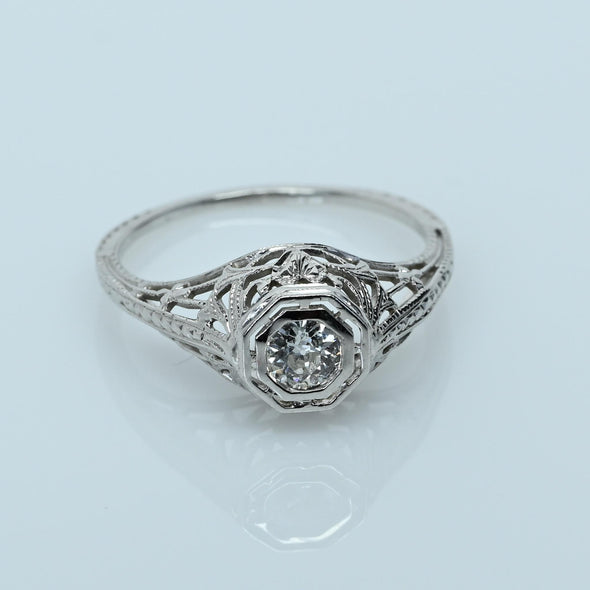 Antique 18K White Gold Filigree Diamond Ring with Octagonal Bezel Setting