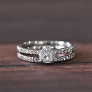 0.91ct Cushion Cut E SI2 Diamond Wedding Set Platinum Engagement Ring w GIA