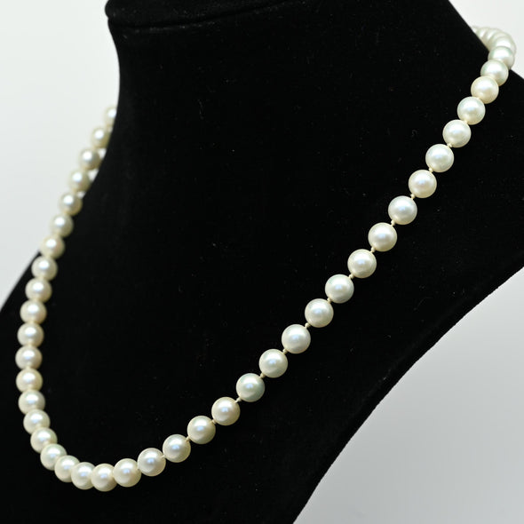 6.5mm Cultured Pearl Necklace w 14k Gold Clasp
