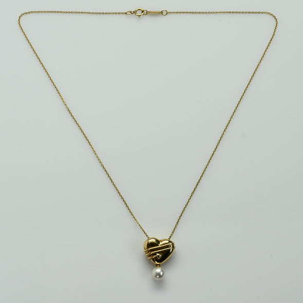 Vintage Tiffany & Co. Cupid's Arrow Puff Heart Pearl 18k Gold Necklace 1994