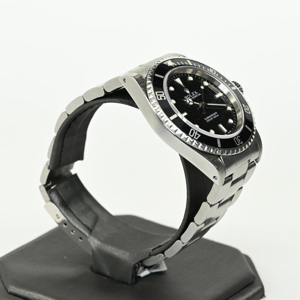 Rolex Submariner No Date 14060M Stainless Black Dial Watch 2002