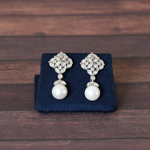 Diamond and Pearl 14k White Gold Dangle Earrings