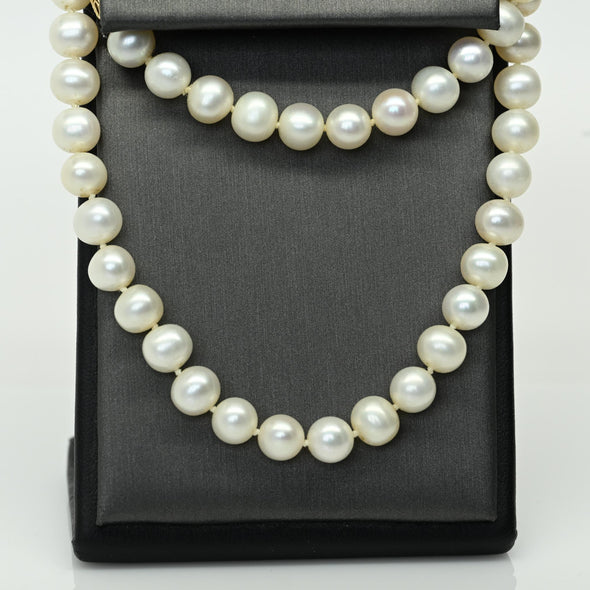 Cultured Pearl 17" Collar Length Necklace 14k Yellow Gold Clasp