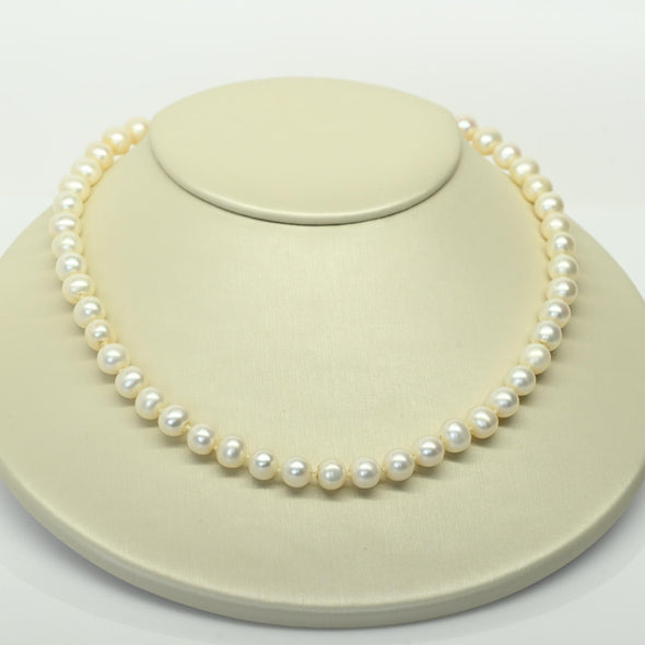 Cultured Pearl 17" Collar Length Necklace 14k Yellow Gold Clasp