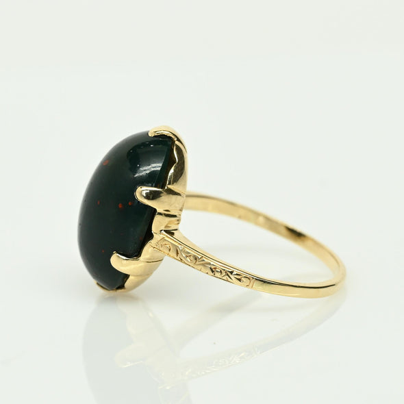 Vintage Bloodstone Oval Cabochon 14k Yellow Gold Ring