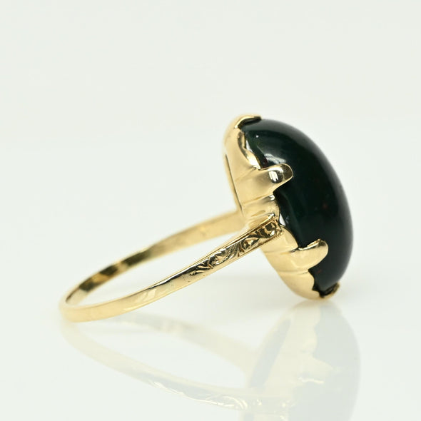 Vintage Bloodstone Oval Cabochon 14k Yellow Gold Ring