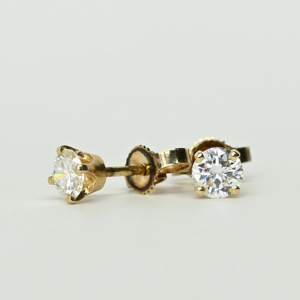 0.57ctw Round Brilliant Diamond Studs 14k Yellow Gold Earrings