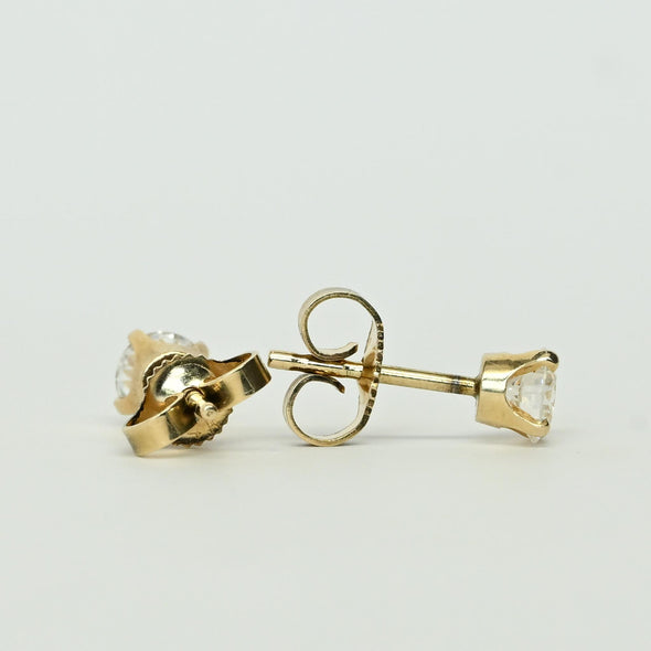 0.57ctw Round Brilliant Diamond Studs 14k Yellow Gold Earrings
