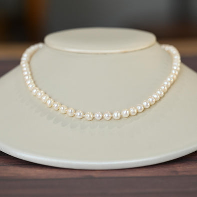 Cultured Pearl 17" Collar Length Necklace 10k Yellow Gold Clasp