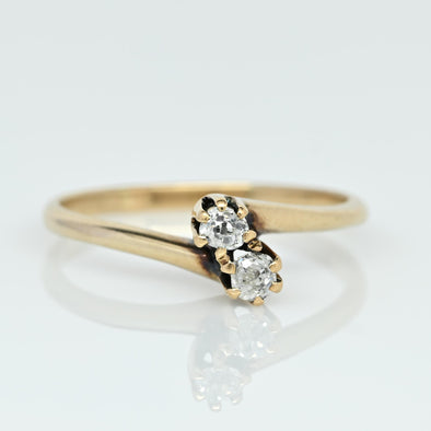 Edwardian Old Mine Cut Diamond Two Stone Toi et Moi Ring in 14k Yellow Gold