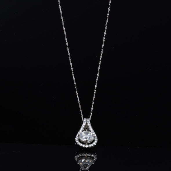 Round Brilliant cut Diamond Necklace with Diamond Halo 14K