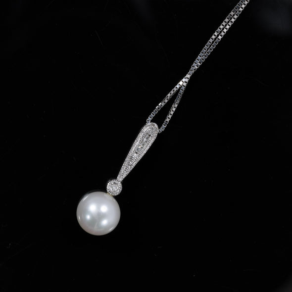 14K Dropped Pearl and Diamond Necklace