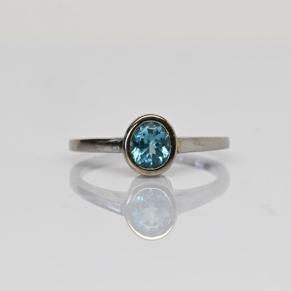 New Neon Blue Apatite Oval Bezel Set Rose & White Gold Ring