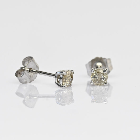 0.32cttw Natural Diamond Round Brilliant 14k White Gold Stud Earrings