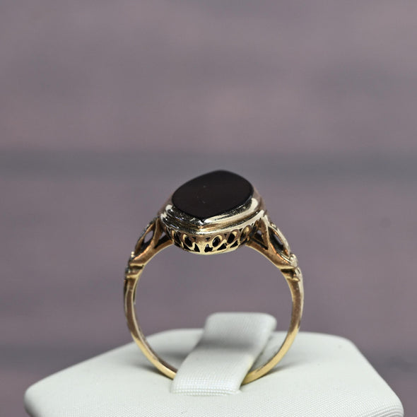 Vintage Marquise Black Onyx Yellow Gold Ring