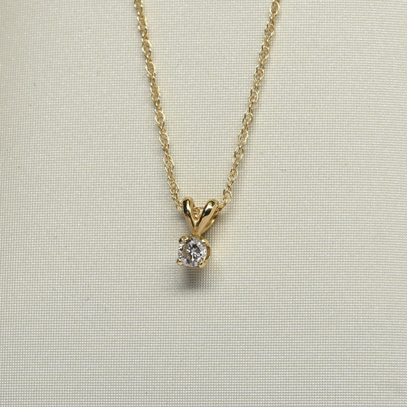 0.12ct Round Diamond Solitaire Pendant 14k Yellow Gold Necklace