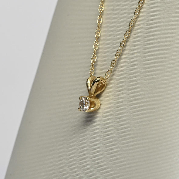 0.12ct Round Diamond Solitaire Pendant 14k Yellow Gold Necklace