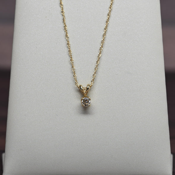 0.12ct Round Diamond Solitaire Pendant 14k Yellow Gold Necklace