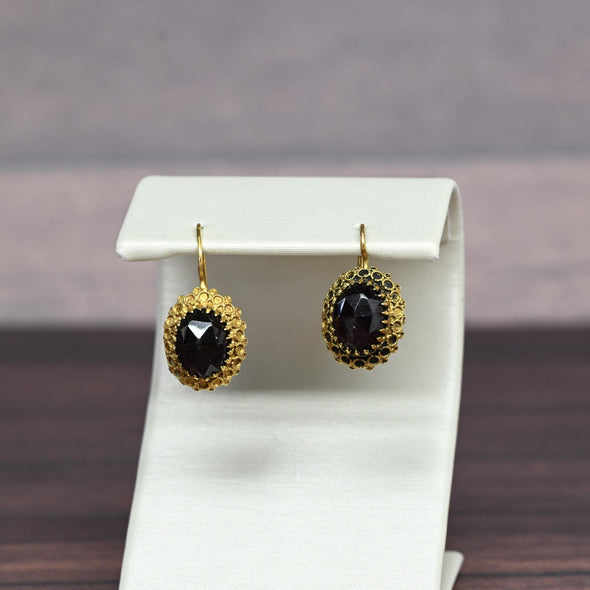 Vintage Garnet Rose Cut Oval Yellow Gold Dangle Earrings