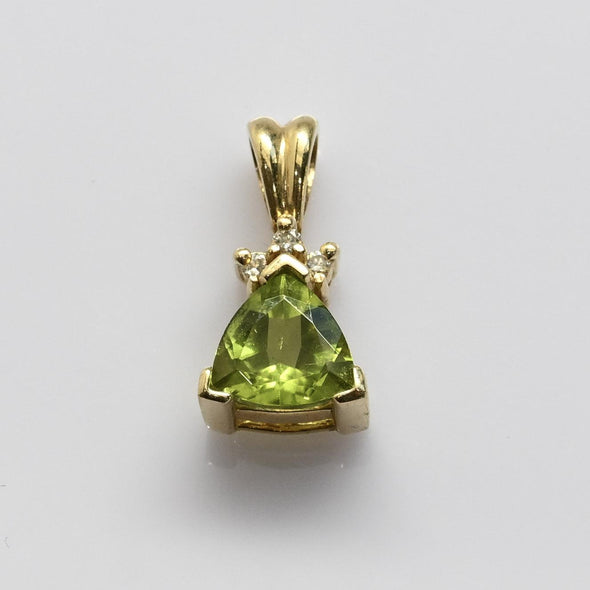 Peridot Trilliant Diamond Accent 14k Yellow Gold Pendant