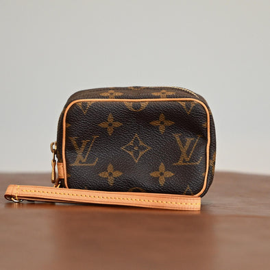 Louis Vuitton Monogram Wapity Excellent