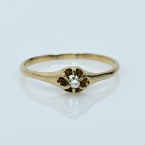 Victorian Pearl Belcher 14K Gold Solitaire Ring