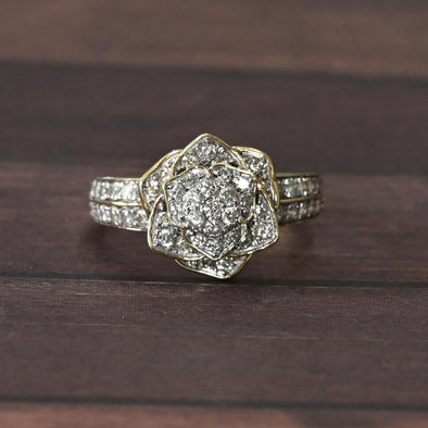 Diamond Flower 1ctw 14K Yellow Gold Engagement Ring