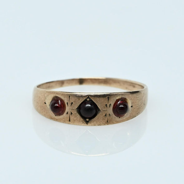 Antique Garnet Gypsy Set 3 Stone Gold Ring