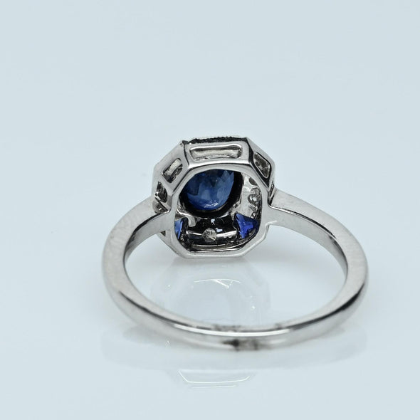 Art Deco Blue Sapphire Oval 18K White Gold Ring