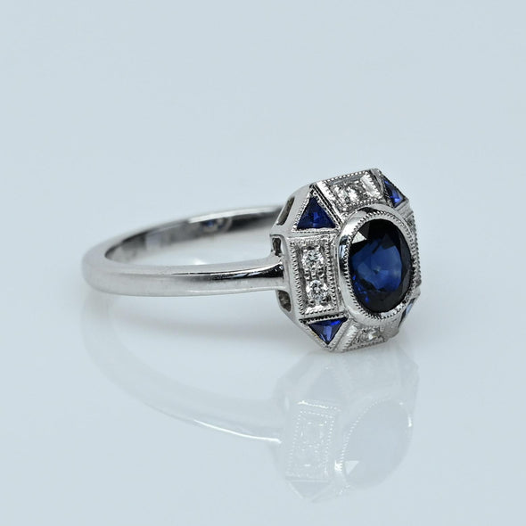 Art Deco Blue Sapphire Oval 18K White Gold Ring