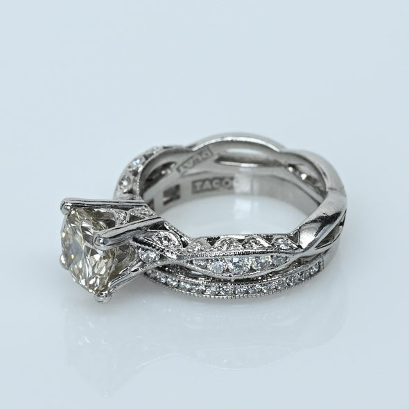 Tacori  2.2ctw Round Brilliant Diamond Platinum Wedding Set Engagement Ring