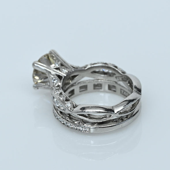 Tacori  2.2ctw Round Brilliant Diamond Platinum Wedding Set Engagement Ring