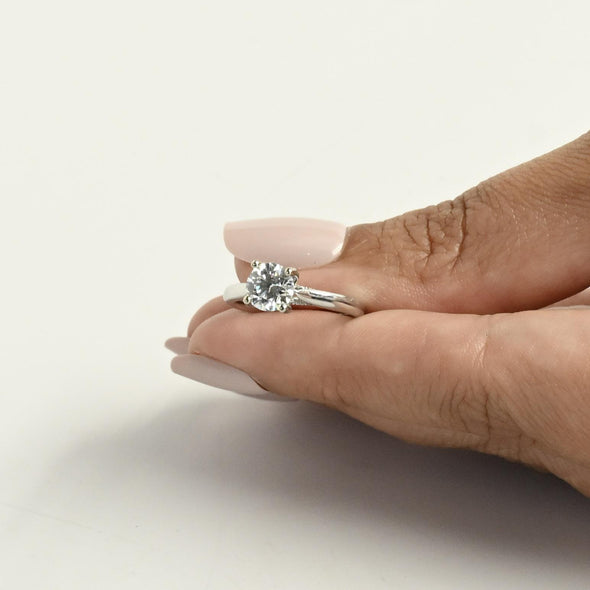 1.22ct F VVS Round Lab Grown Diamond 18K White Gold Ring With IGI