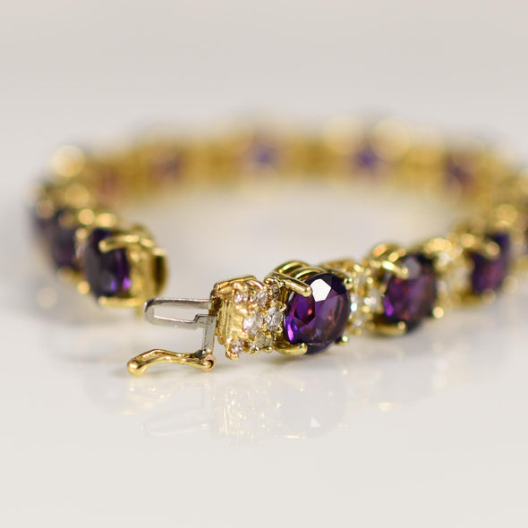 La Triomphe Fine Amethyst and Diamond Link Bracelet in 18K Gold